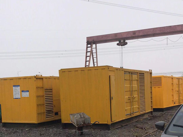 安庆100kw柴油发电机组每小时油耗？