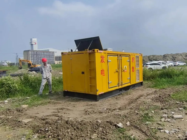 安庆冬季低温环境下，发电机组启动电瓶的容量需求是否会增加？